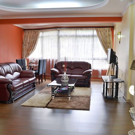 Fahari Palace Serviced Apartments Nairobi Exteriör bild