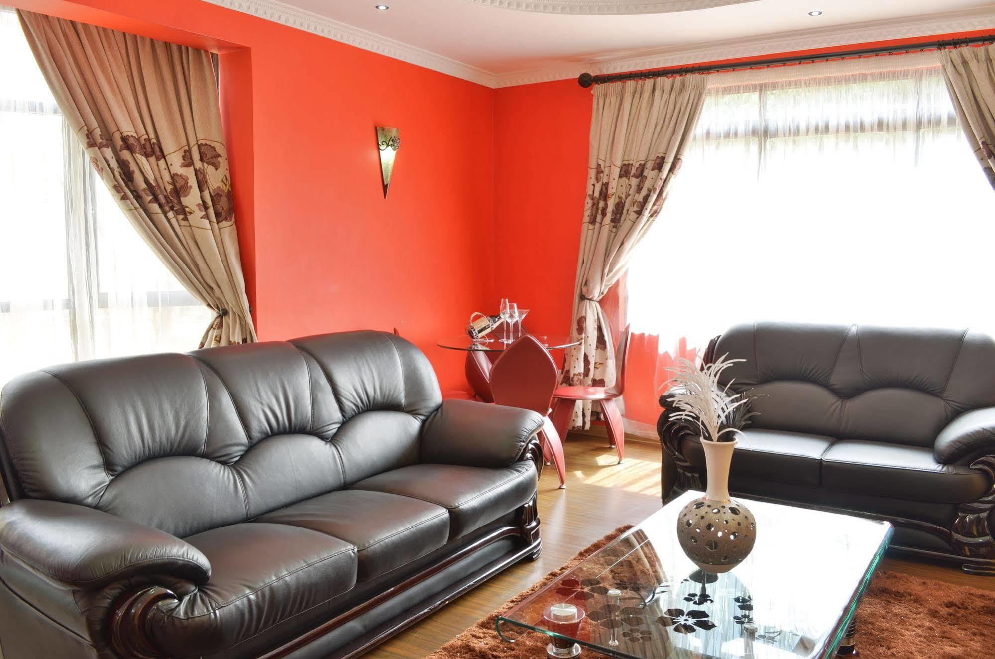 Fahari Palace Serviced Apartments Nairobi Exteriör bild